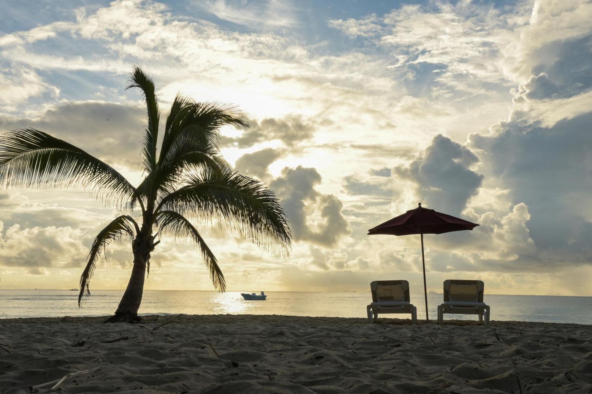 Kinta Kan Cabanas Hotel Playa Del Carmen Exteriör bild